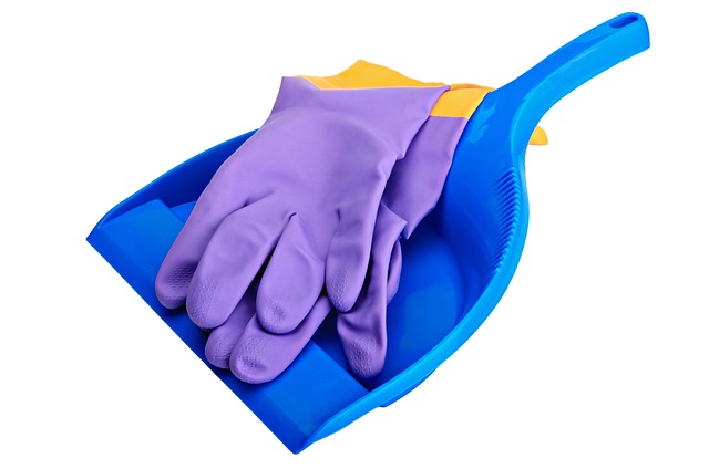 Gloves are part of the 10 essential cleaning tools every homeowner should own to have a clean home