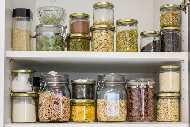 Cleaning and organizing your kitchen pantry