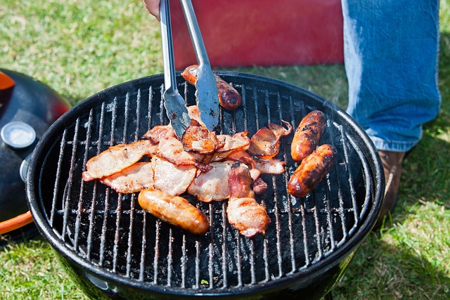 Cleaning and maintaining your outdoor grill