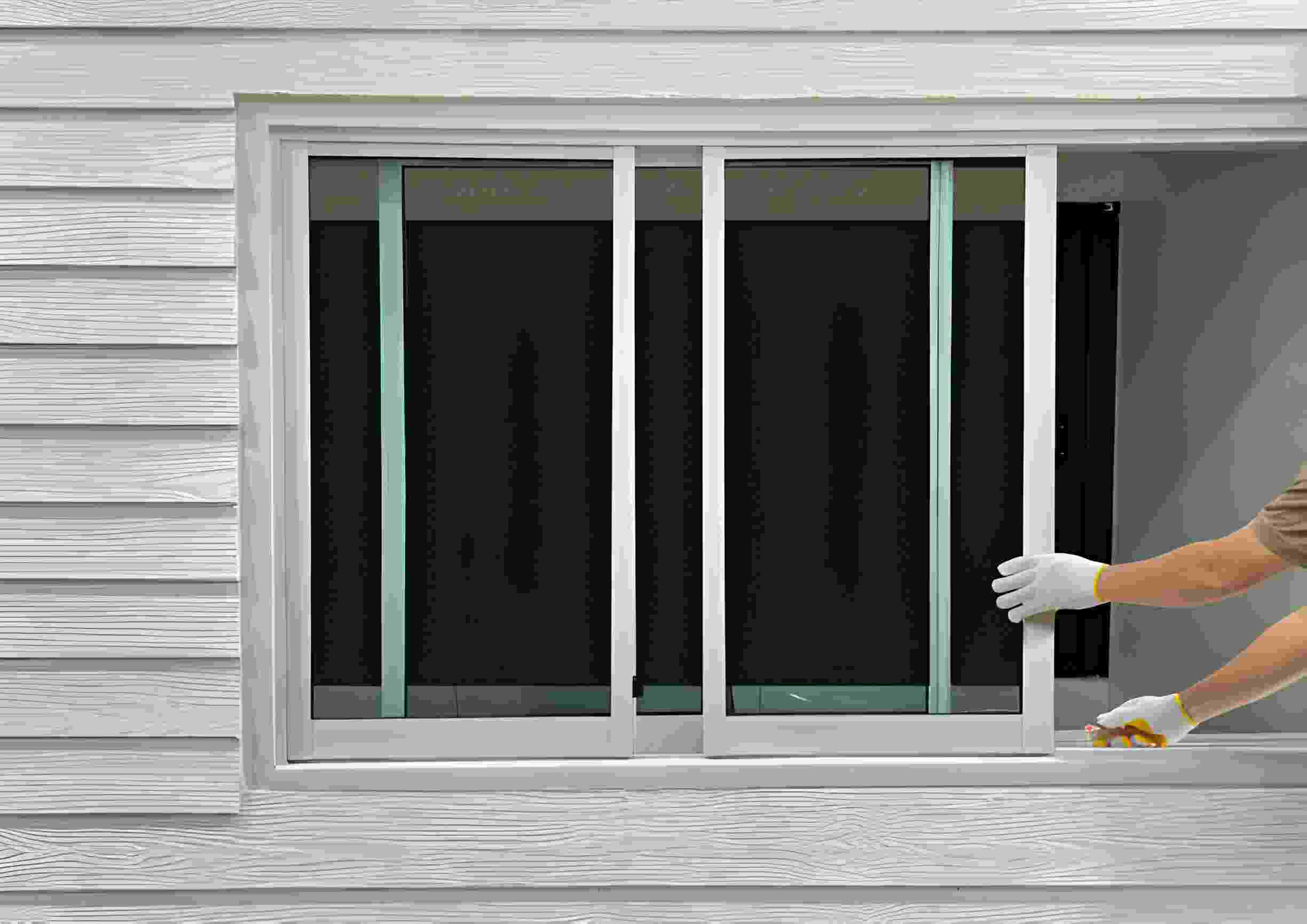 How to Clean and Maintain Your Home’s Windows: Tips and Tricks