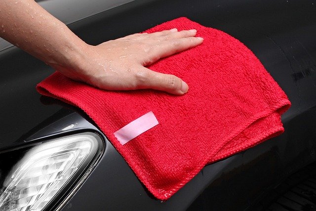 10 Benefits of Using Microfiber Cleaning Cloths in Your Home